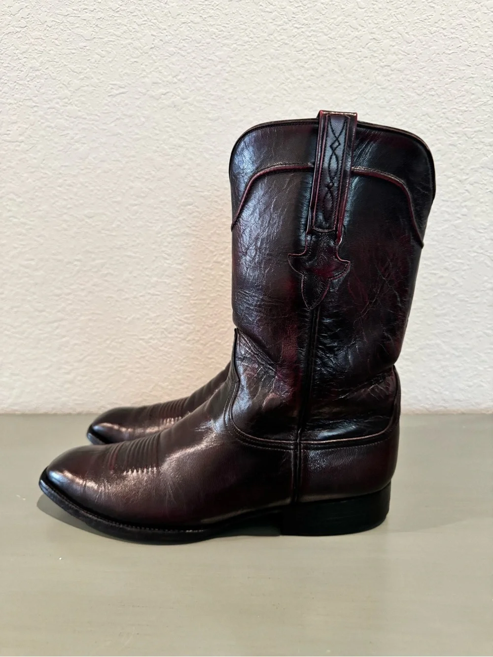 Lucchese Black Cherry Leather Western Boots Size 9.5 C